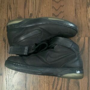 Air Force 25 supreme men’s sneakers size 10